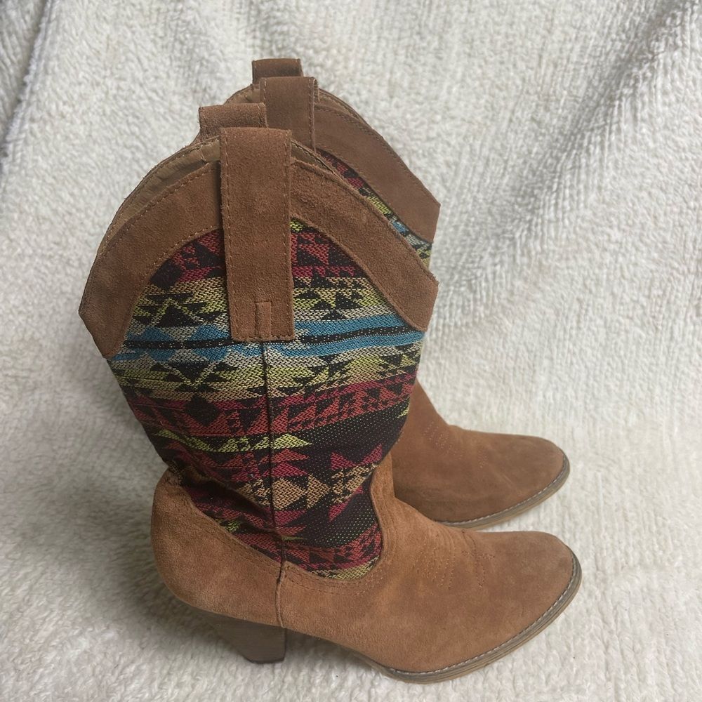 Very Volatile Vona leather Tan suede & fabric Southwest print Cowgirl boots SZ10